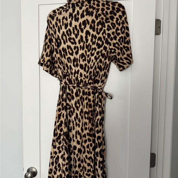Leopard Print Maxi Dress - Picture 2 of 3